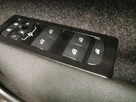 2022-volvo-xc40-15-t3-momentum-auto-small-18