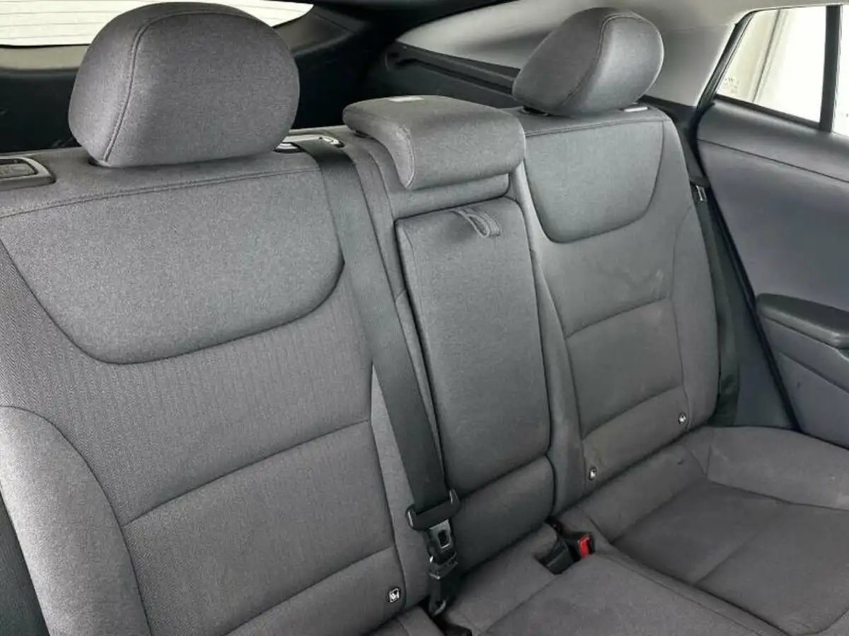 2020-hyundai-ioniq-16-gdi-premium-hybrid-big-4