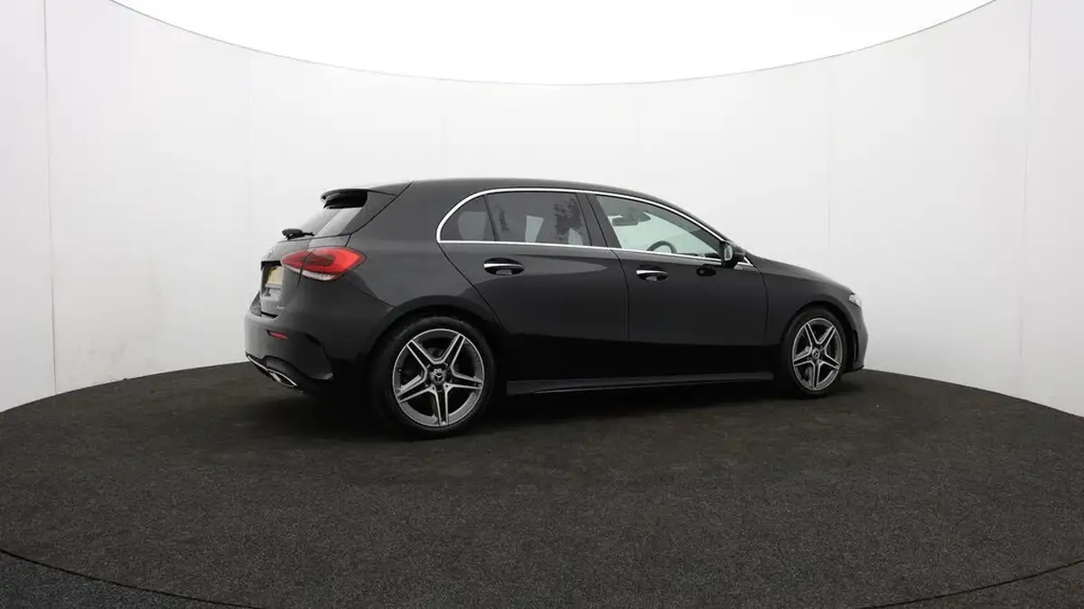 2019-mercedes-benz-a-class-20-a220-amg-line-premium-plus-hatchback-5d-4matic-big-38