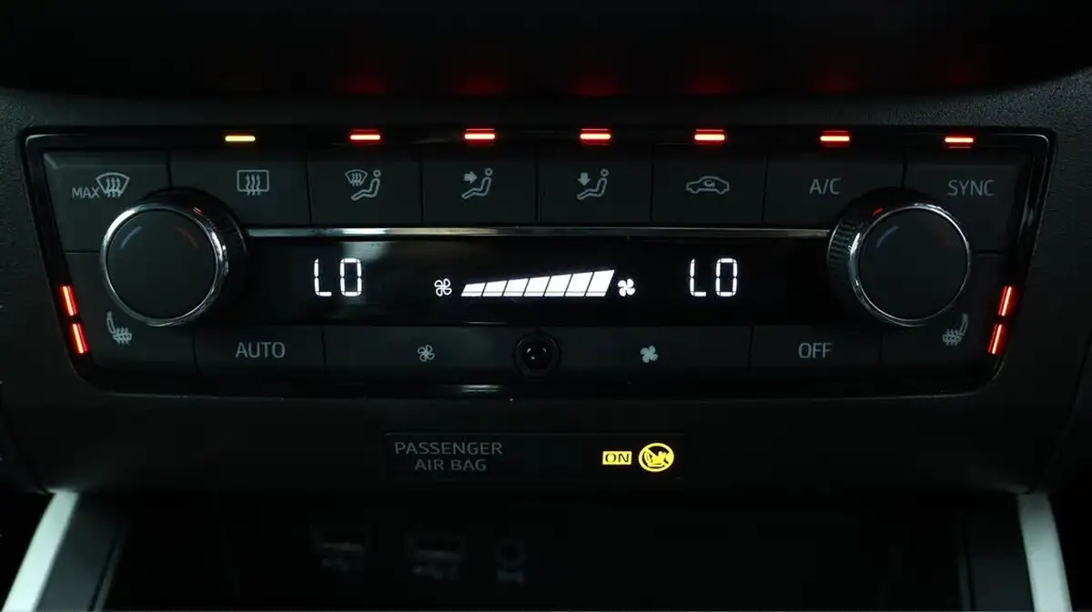 2019-seat-arona-10-tsi-xcellence-lux-dsg-big-12