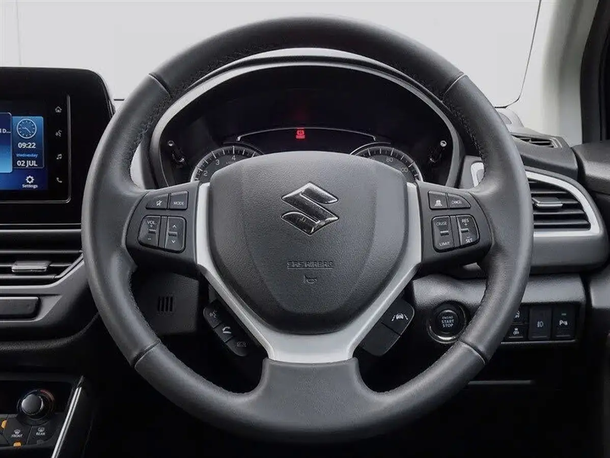 2023-suzuki-s-cross-14-boosterjet-motion-big-14