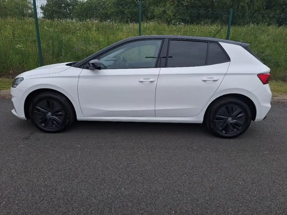 2022-skoda-fabia-10-tsi-colour-edition-109ps-big-3