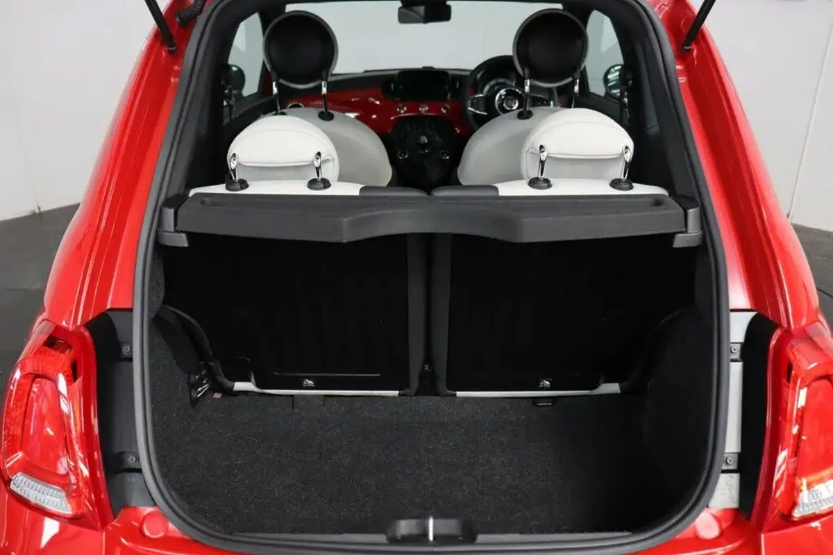 2022-fiat-500-10-dolcevita-big-12