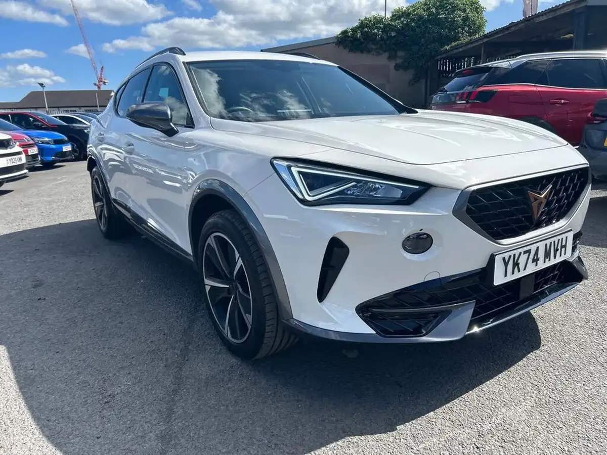 2024-cupra-formentor-14-e-hybrid-v1-big-25