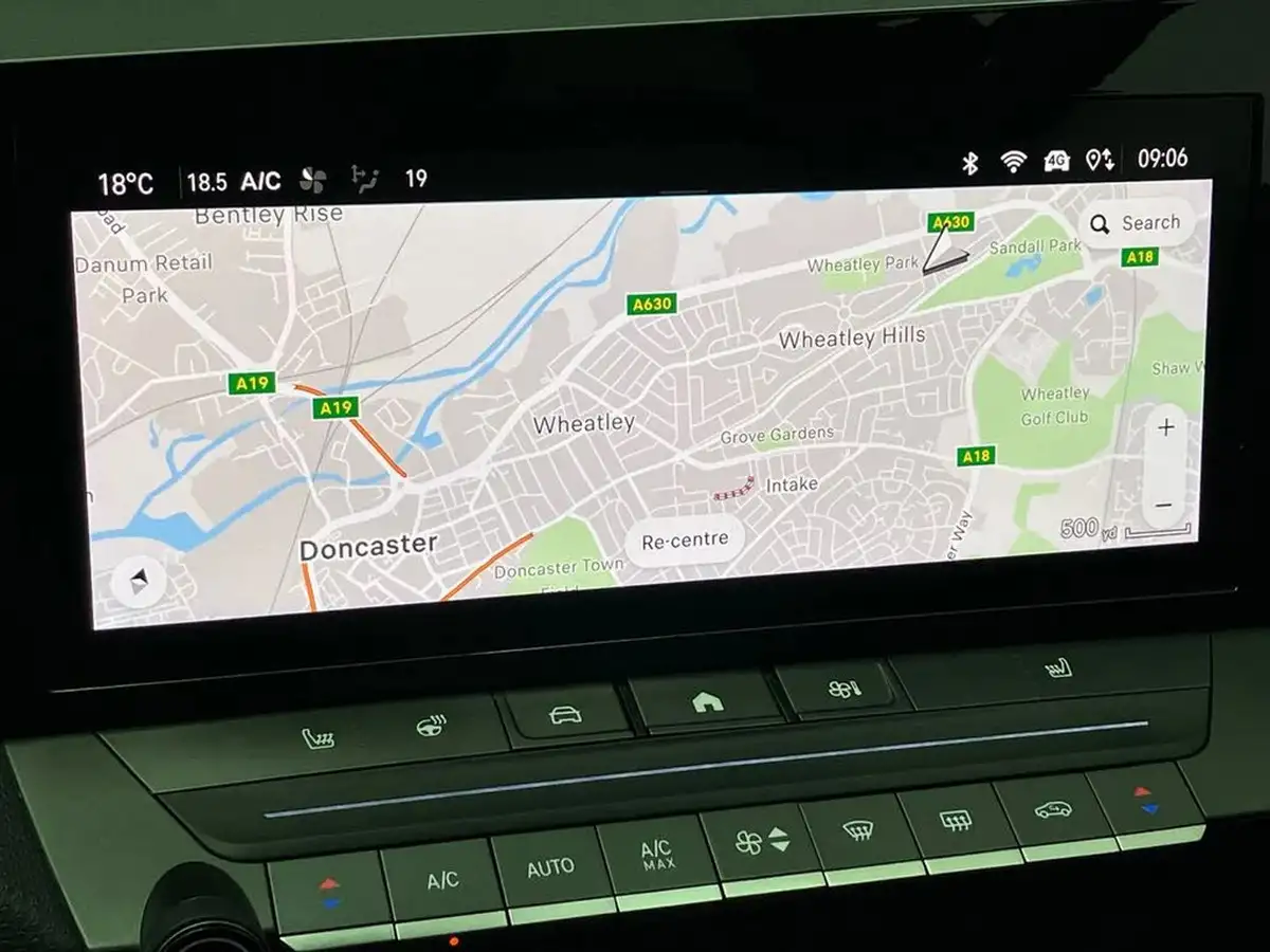 2022-vauxhall-astra-12-turbo-gs-line-hatchback-big-12
