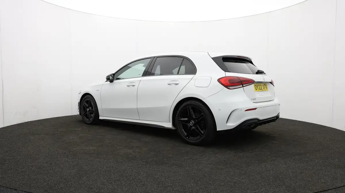 2022-mercedes-benz-a-class-13-a180-amg-line-executive-edition-hatchback-5d-7g-dct-big-70
