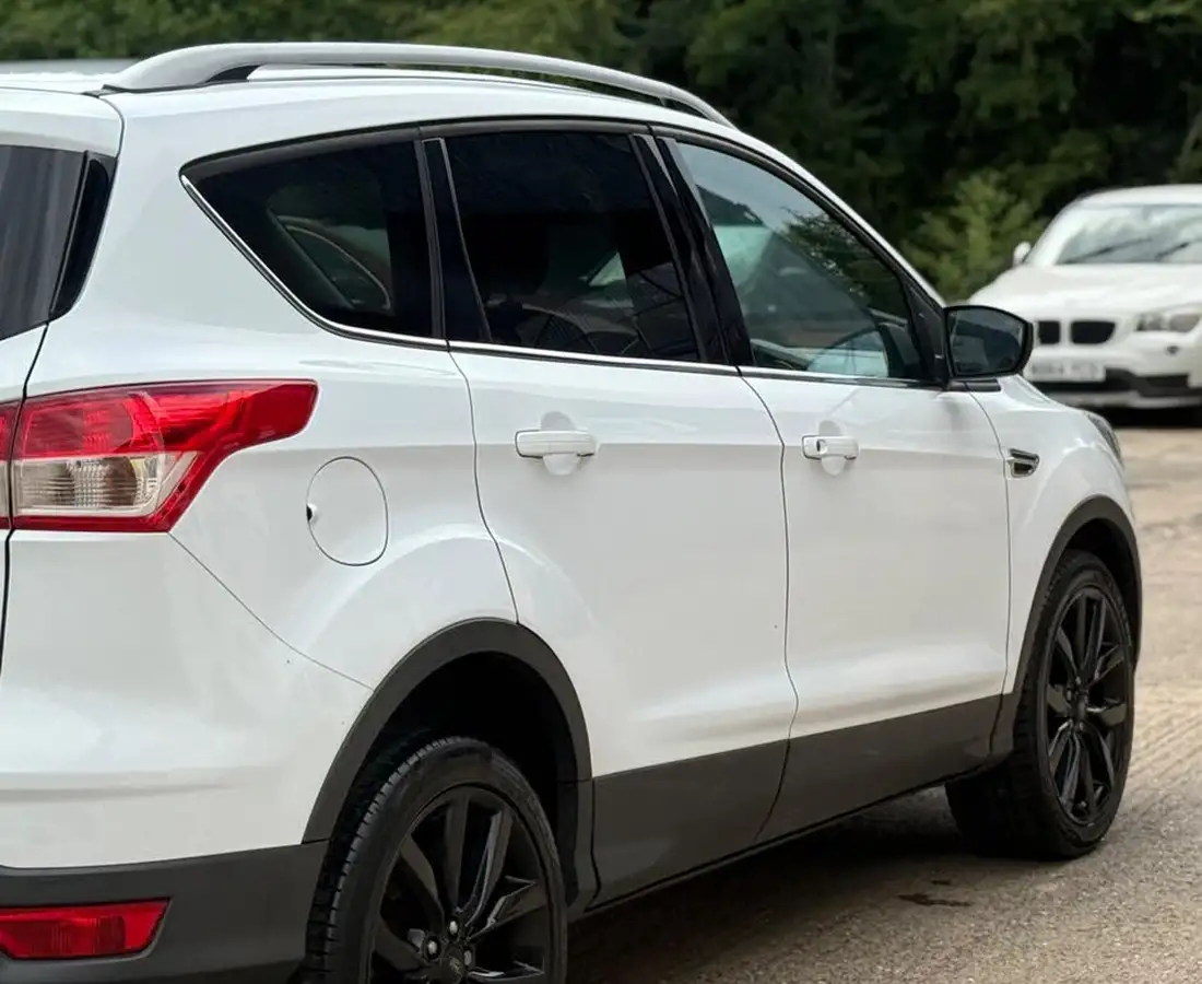 2014-ford-kuga-20tdci-titanium-140ps-big-35