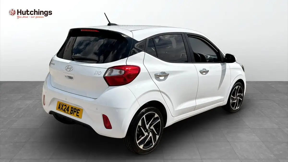 2024-hyundai-i10-10-premium-63ps-auto-big-2