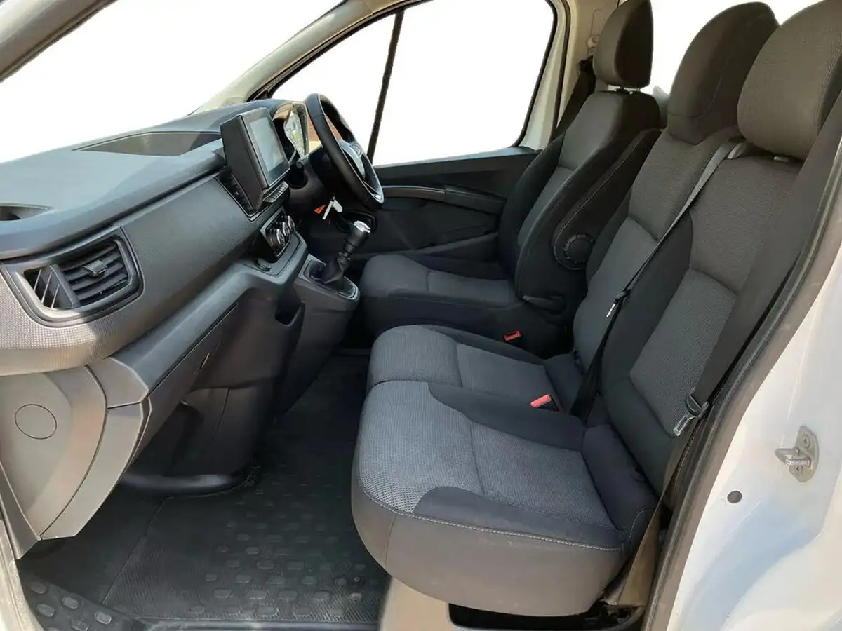 2023-renault-trafic-20dci-sl28-130-business-big-6