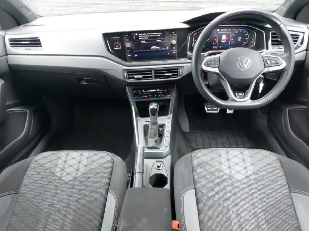 2023-volkswagen-taigo-10-tsi-r-line-dsg-big-2