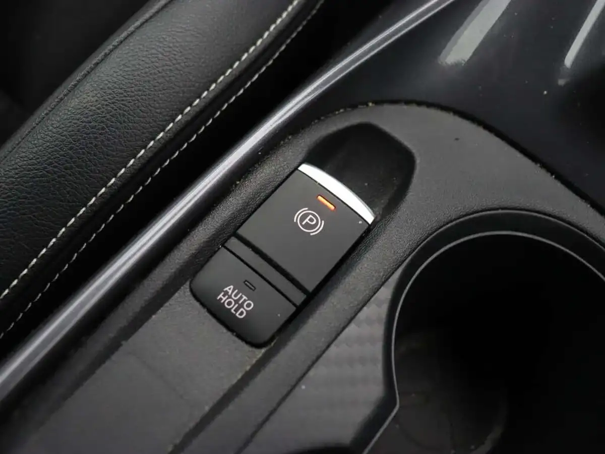2022-nissan-juke-10-dig-t-tekna-big-32