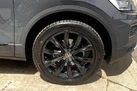 2021-volkswagen-t-roc-15-tsi-black-edition-small-4