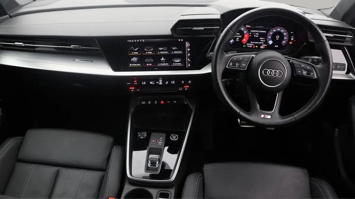 2020-audi-a3-10-30-tfsi-110ps-sportback-5d-s-tronic-big-13