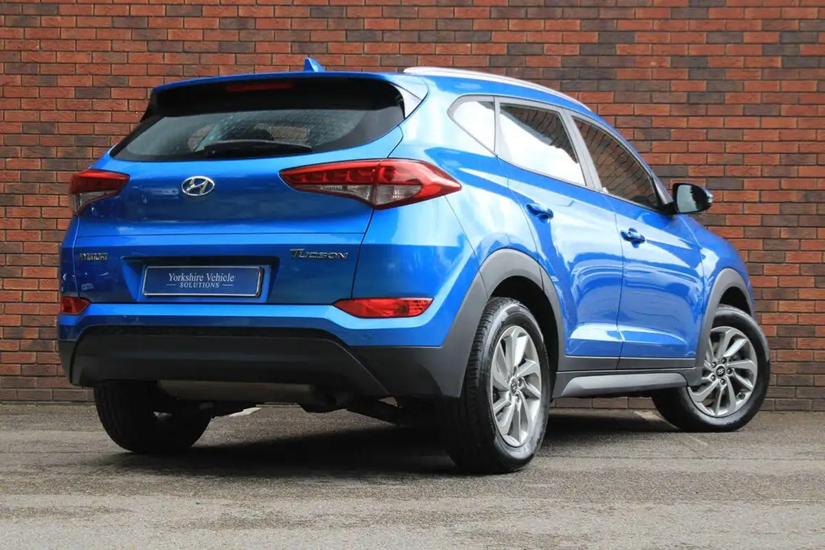 2017-hyundai-tucson-17crdi-blue-drive-se-nav-116ps-big-15