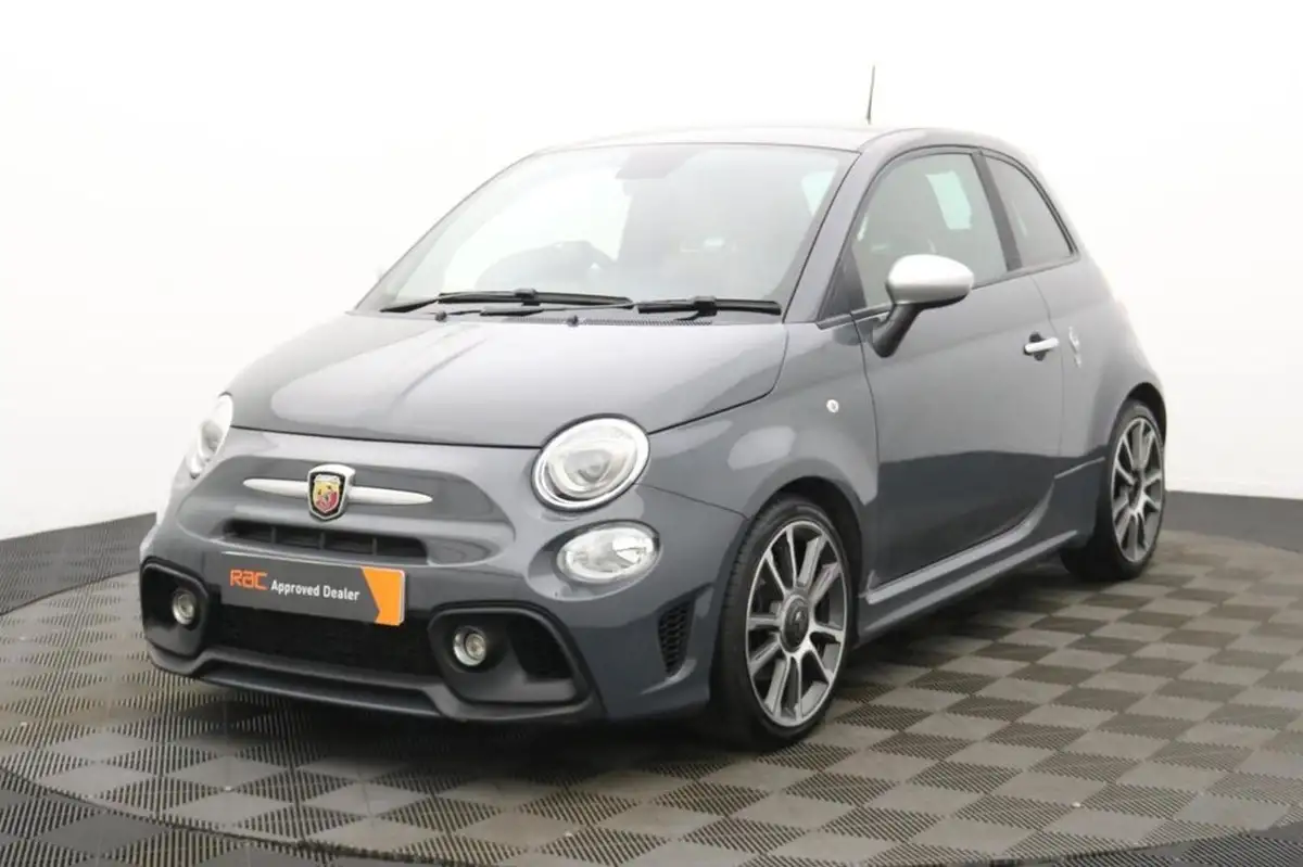 2020-abarth-595-14-tjet-turismo-70th-big-8