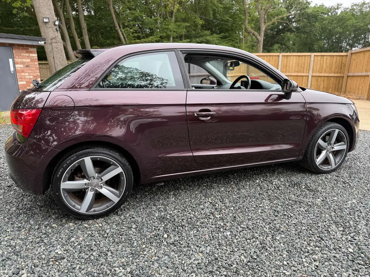 2014-audi-a1-14-sport-140ps-hatchback-3d-1395cc-s-tronic-big-24