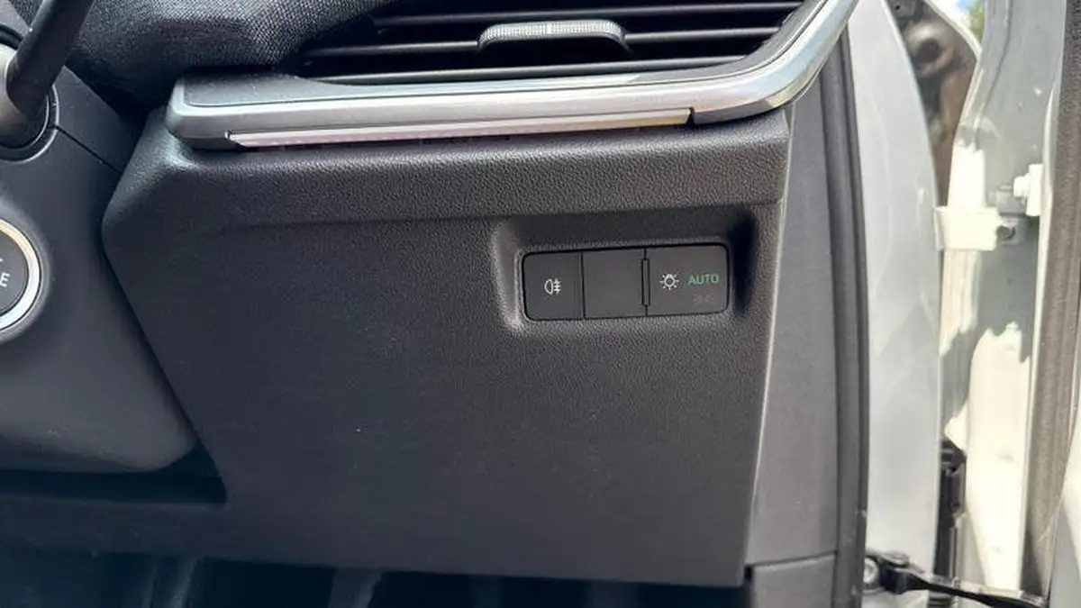 2025-skoda-elroq-e-edition-60-big-21
