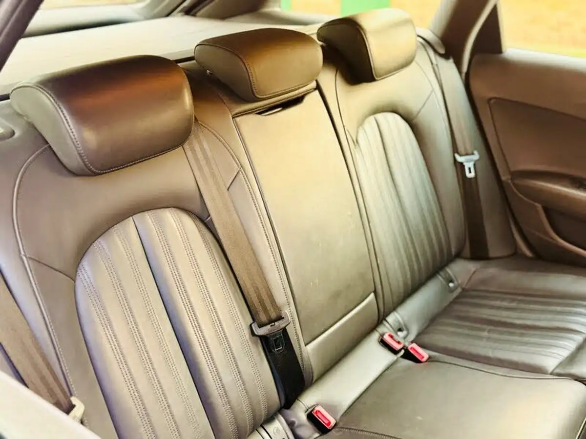 2013-audi-a6-avant-20td-s-line-big-18