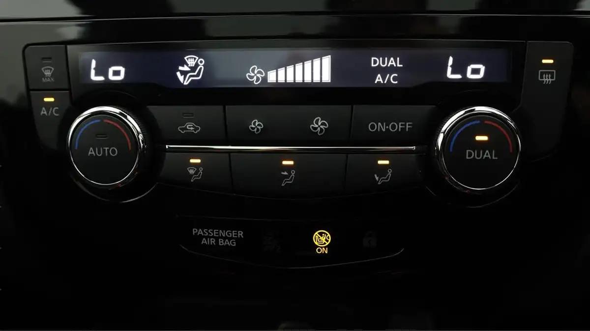 2019-nissan-qashqai-13-dig-t-n-motion-140ps-big-12