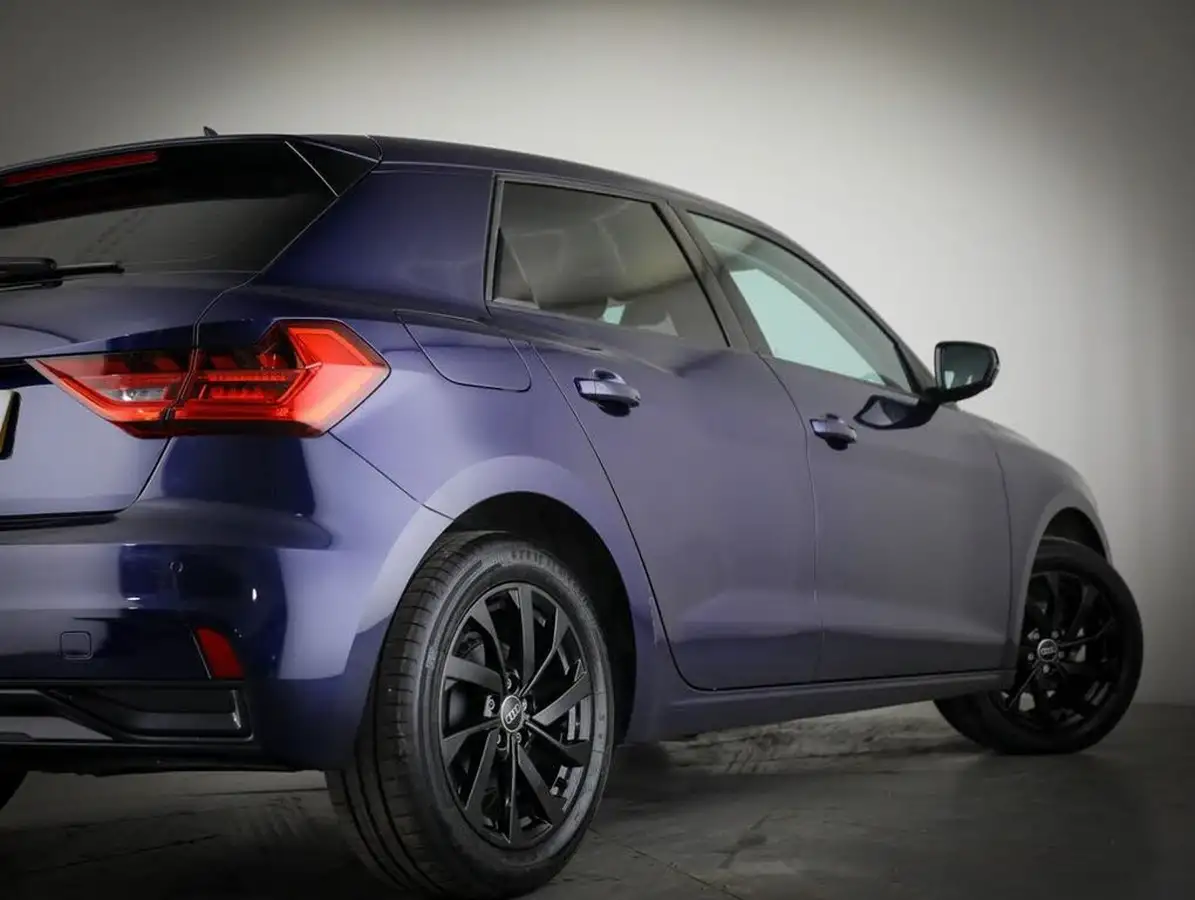 2023-audi-a1-big-8