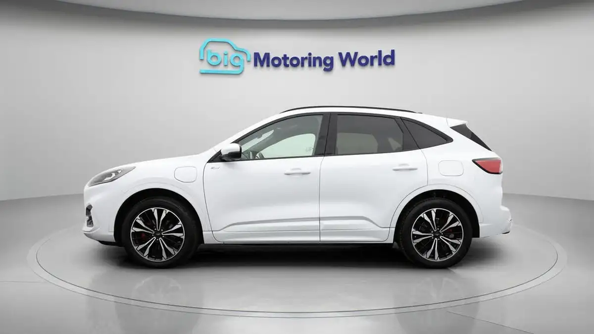 2022-ford-kuga-25t-st-line-x-edition-225ps-phev-big-4