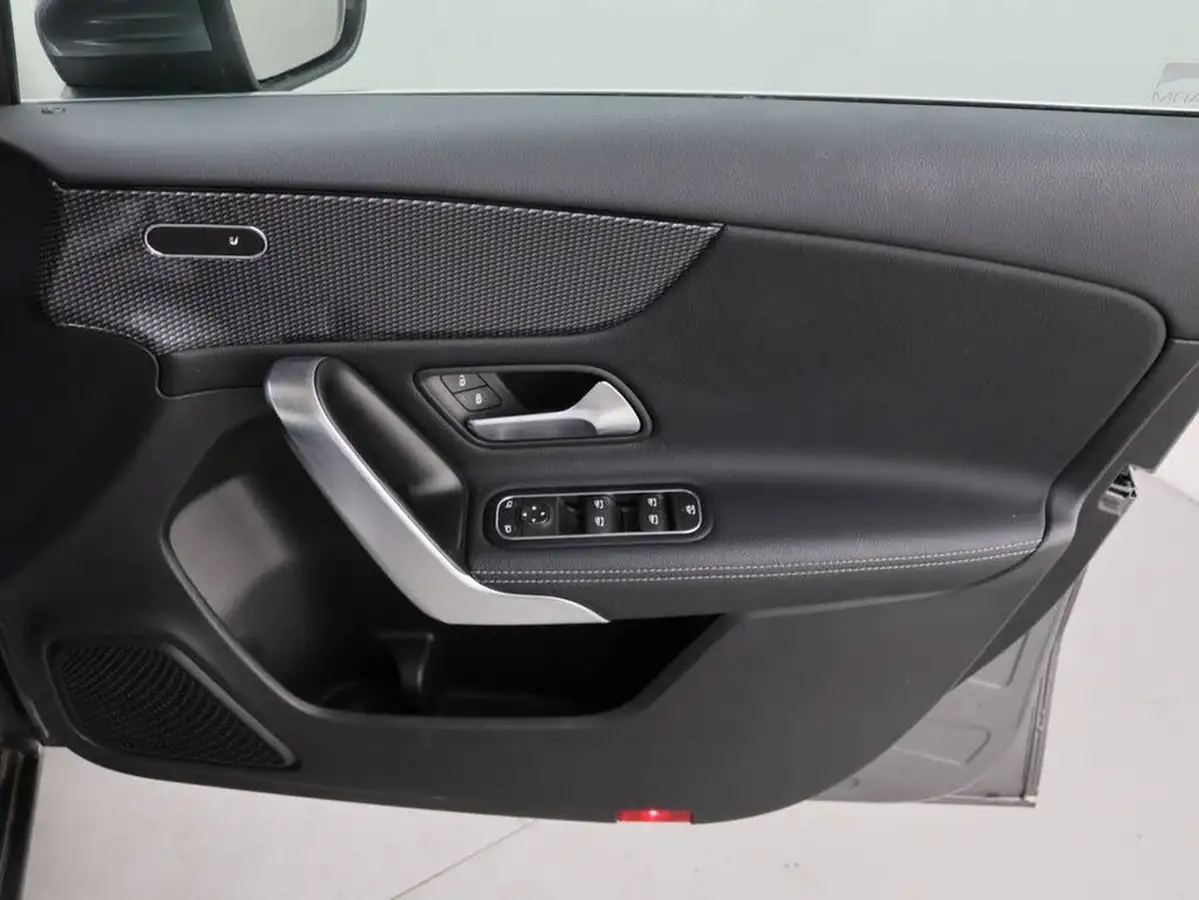 2021-mercedes-benz-a-class-20d-a180d-sport-hatchback-5d-8g-dct-big-26