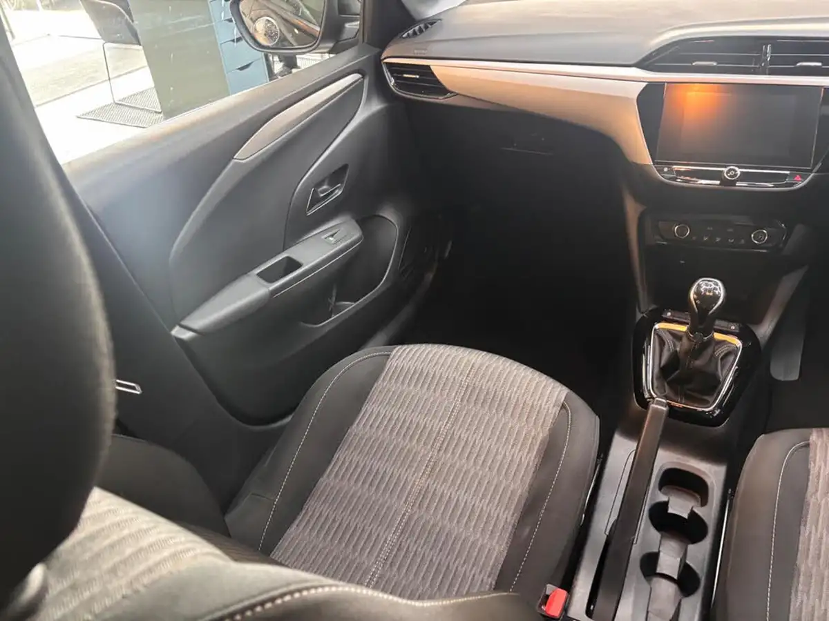 2022-vauxhall-corsa-12i-design-big-27