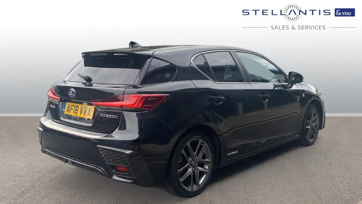 2018-lexus-ct-200h-18-covenience-pack-f-sport-leather-big-2