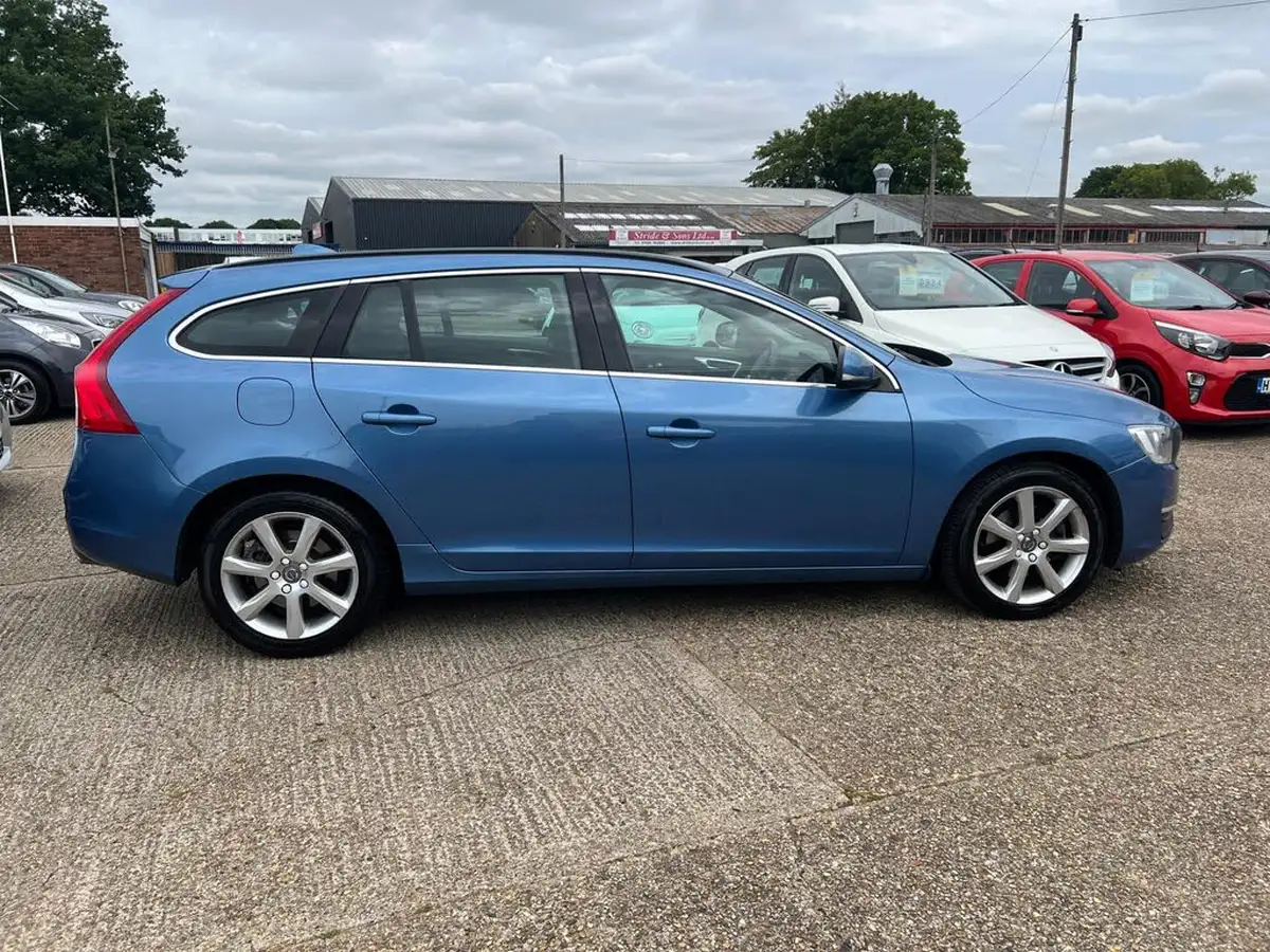 2016-volvo-v60-20td-d4-se-geartronic-big-7