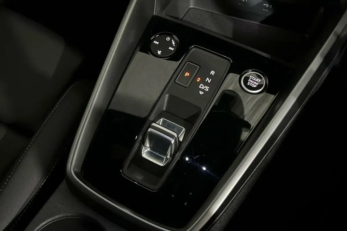 2022-audi-a3-14-40-tfsi-e-s-line-big-33