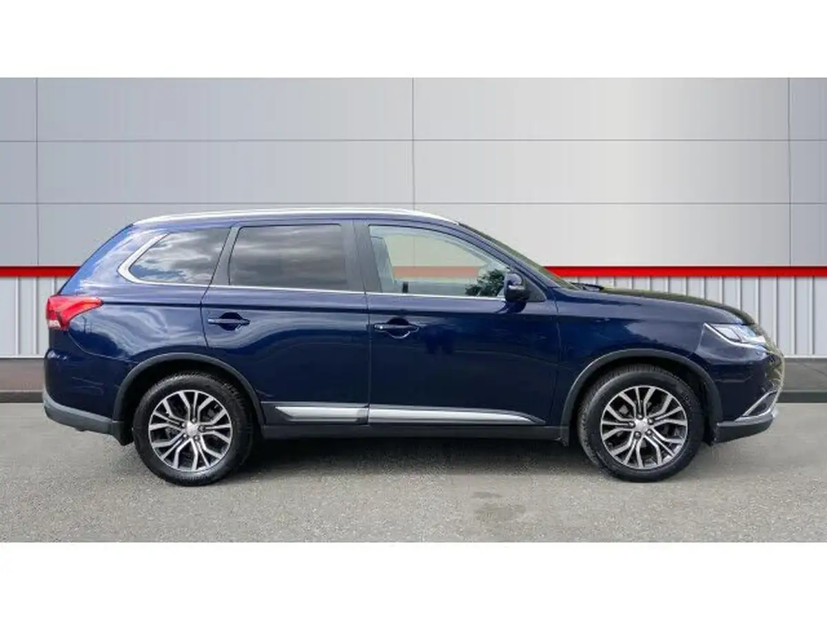 2017-mitsubishi-outlander-22di-d-4-big-4