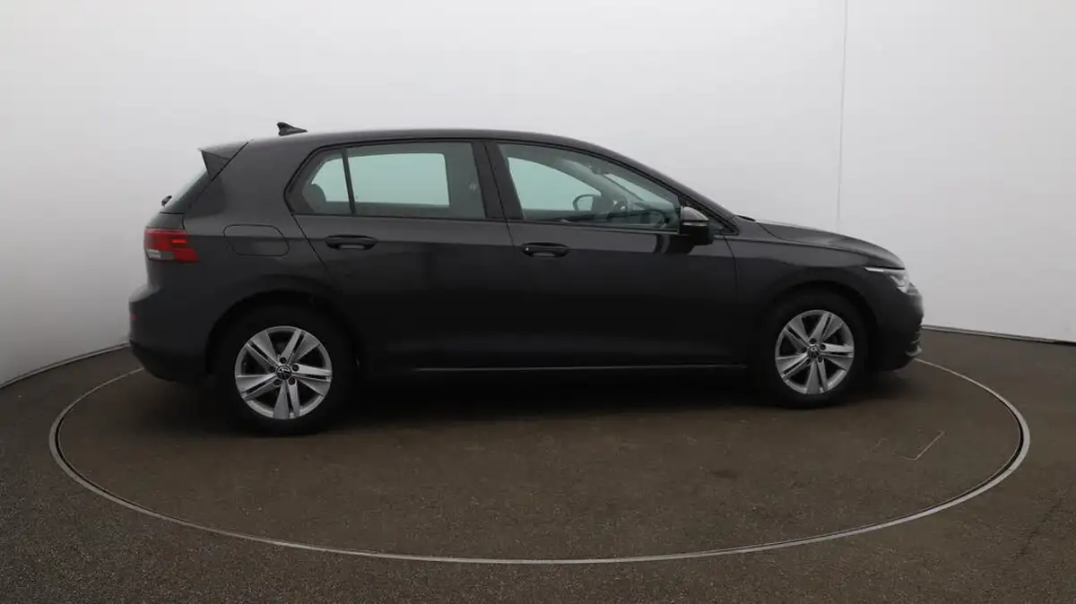 2022-volkswagen-golf-20tdi-life-hatchback-big-49