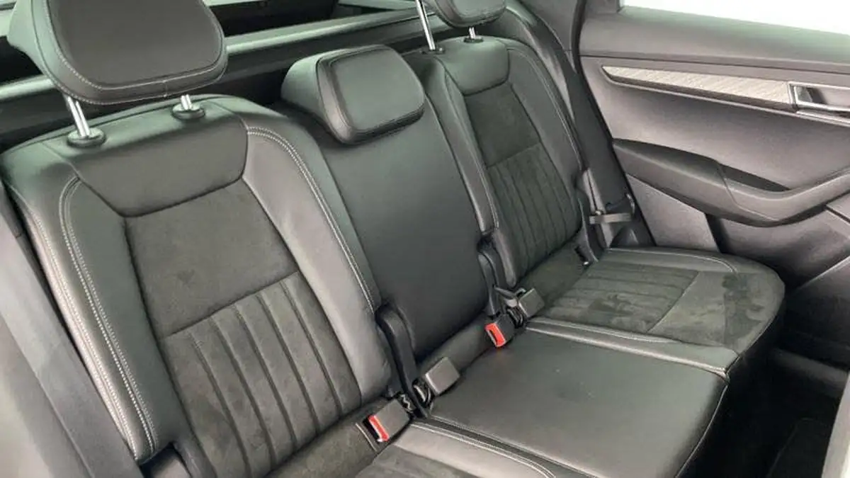2023-skoda-karoq-15-tsi-se-l-big-21