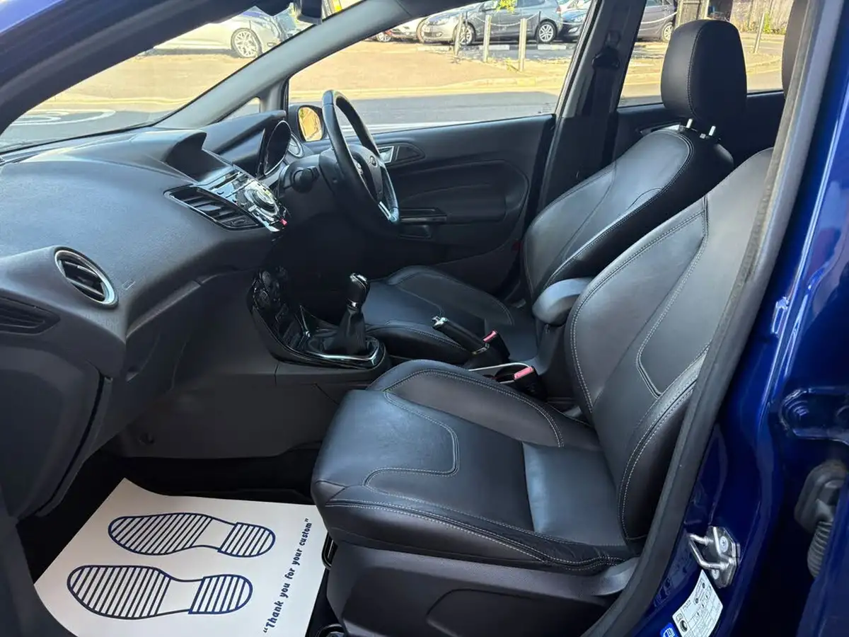 2017-ford-fiesta-10t-titanium-x-125ps-ss-5d-big-10