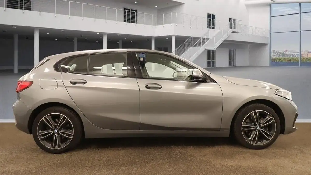 2023-bmw-1-series-15-118i-sport-dct-big-4