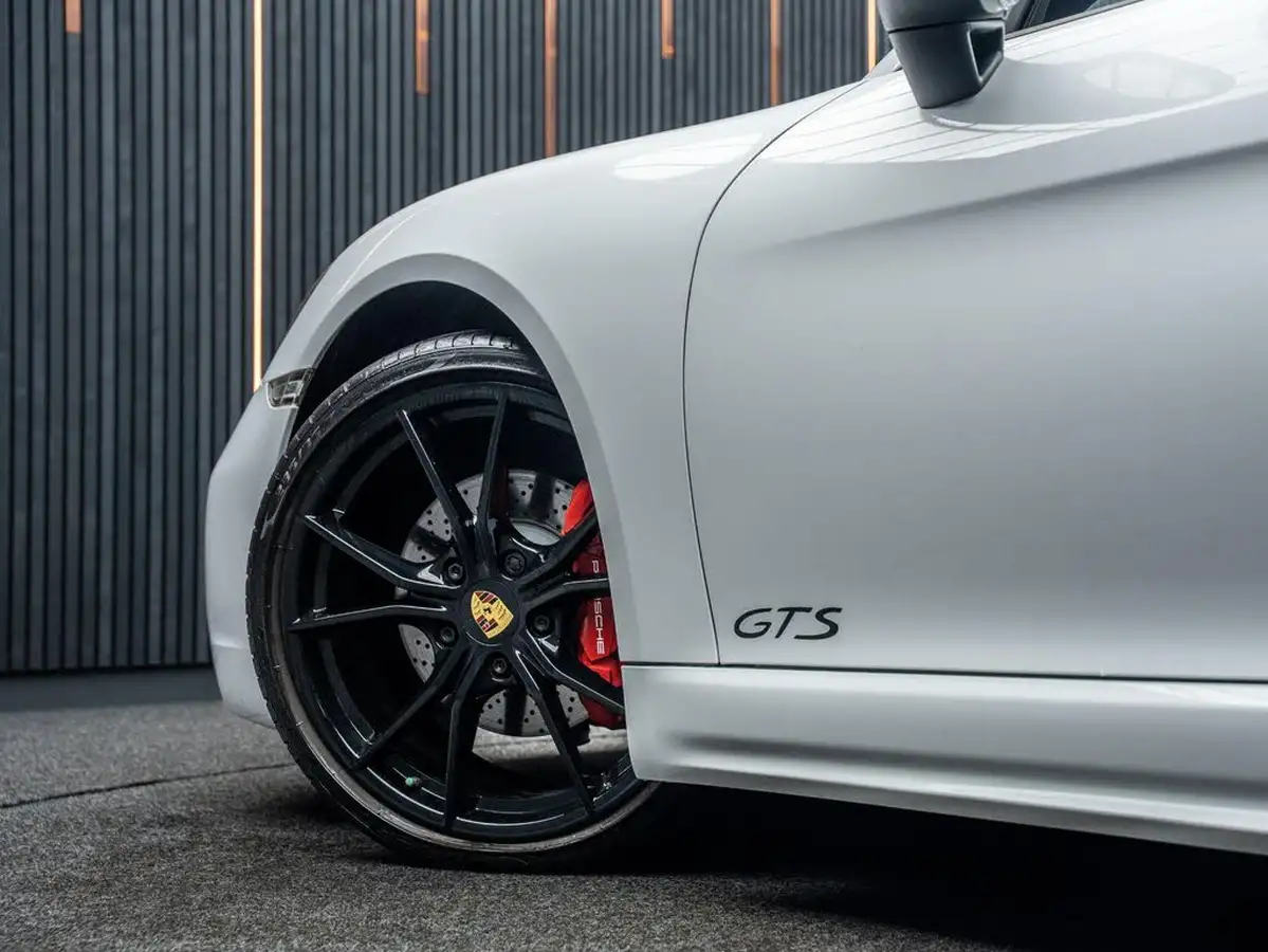 2018-porsche-boxster-718-25-boxster-gts-365ps-ss-pdk-big-16
