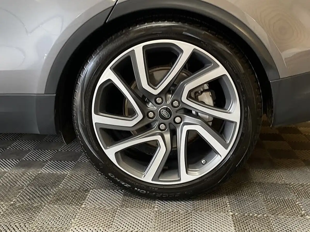 2020-land-rover-discovery-30-sd6-hse-big-69