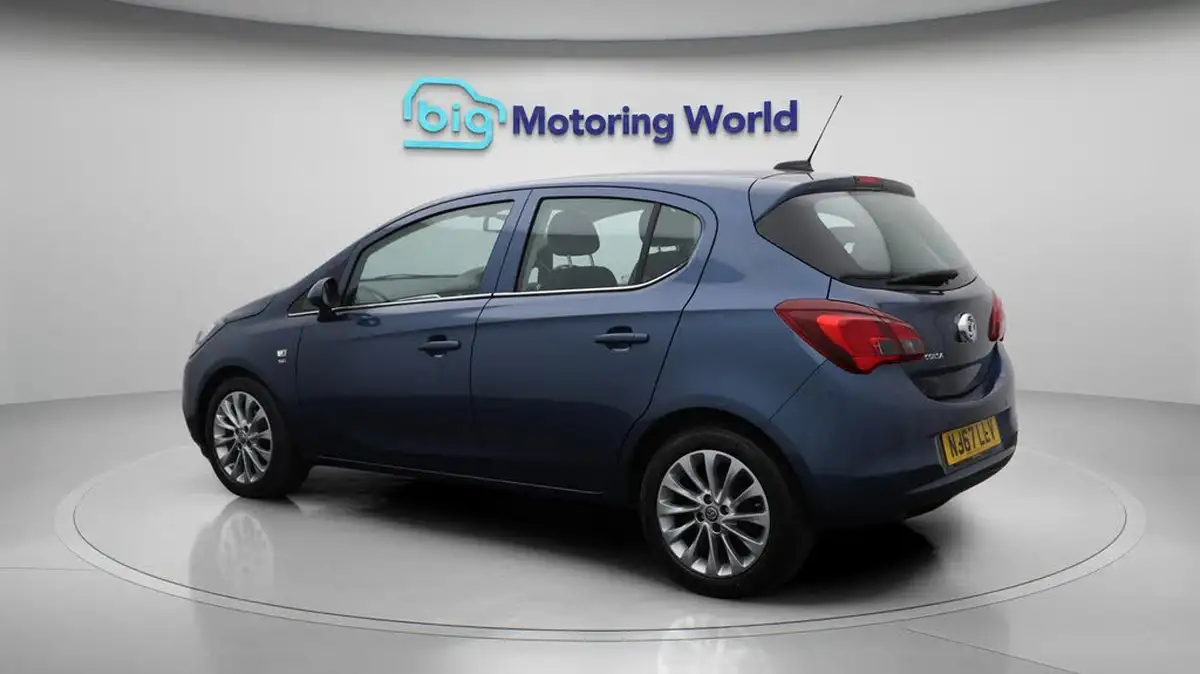 2017-vauxhall-corsa-14i-se-90ps-5d-auto-big-5