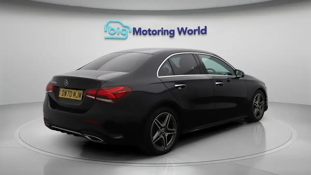 2020-mercedes-benz-a-class-20d-a200d-amg-line-premium-saloon-4d-big-7