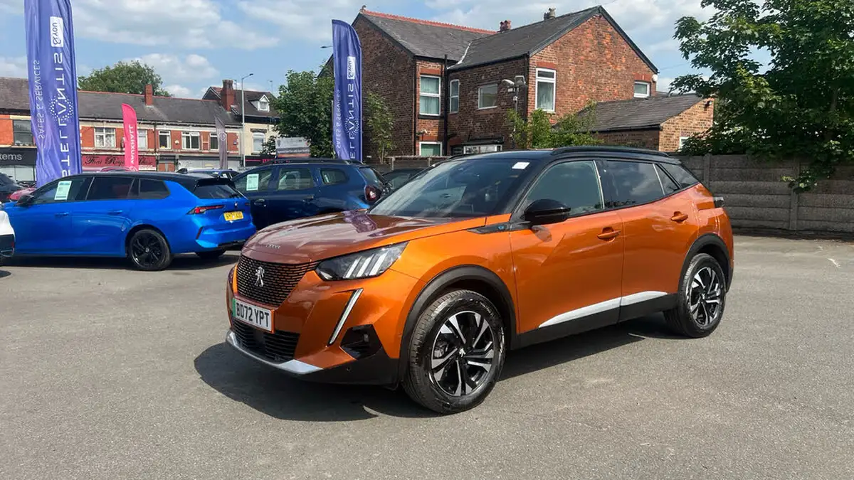 2021-peugeot-2008-suv-e-gt-big-6