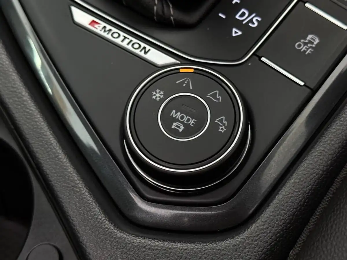 2017-volkswagen-tiguan-20-tsi-r-line-dsg-big-47