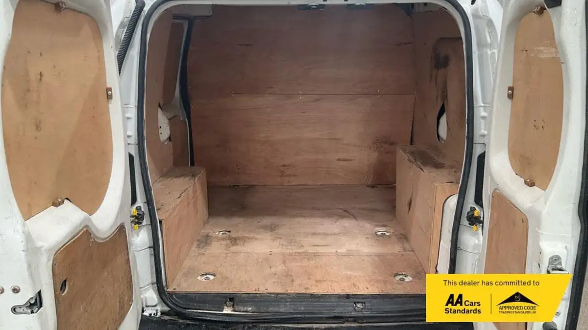 2019-fiat-fiorino-13td-cargo-tecnico-multijet-80-eu6b-big-8