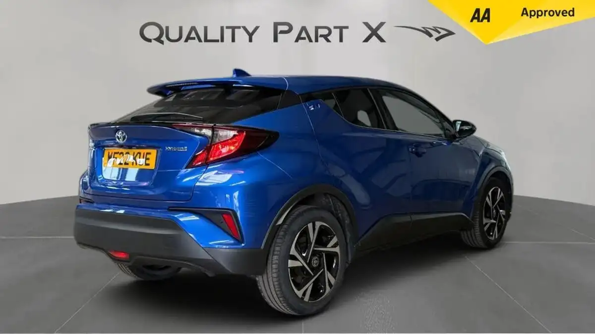 2022-toyota-c-hr-18-vvt-i-design-big-2