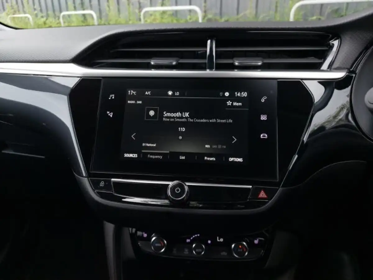 2022-vauxhall-corsa-12i-elite-edition-big-10