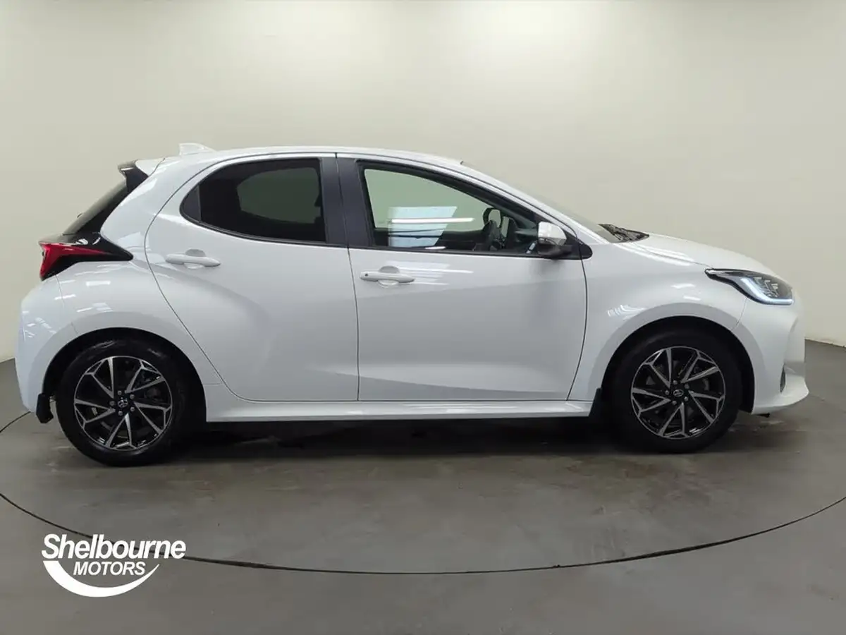 2023-toyota-yaris-15-vvt-i-design-big-2
