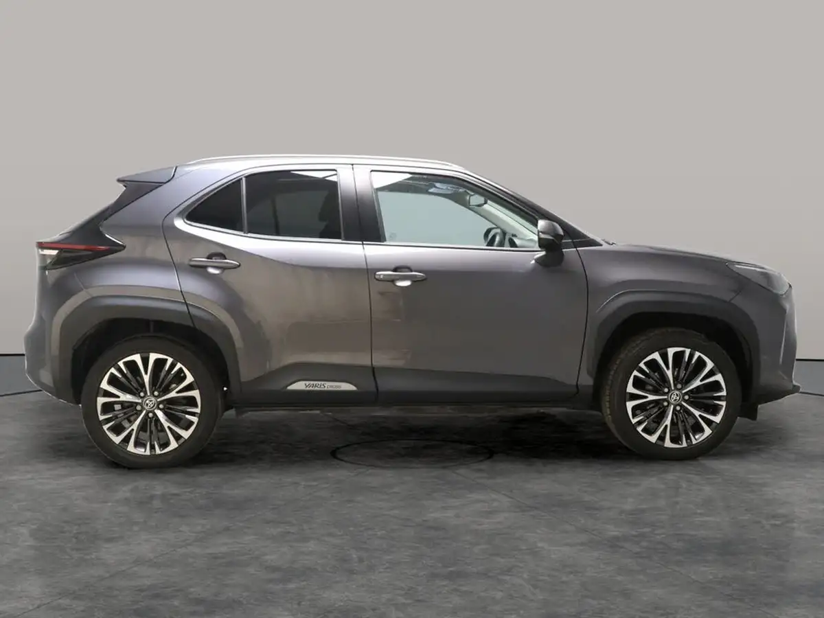 2022-toyota-yaris-cross-15-vvt-i-excel-awd-i-big-9