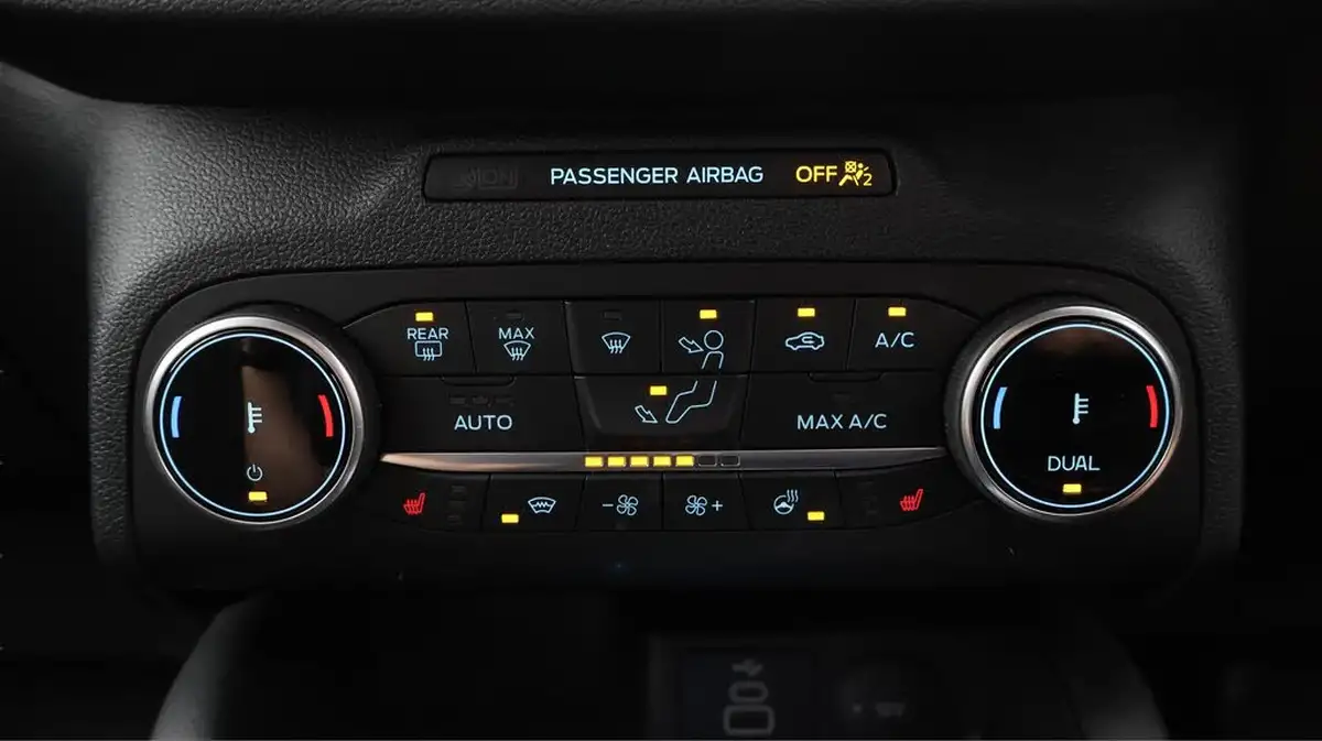 2024-ford-kuga-25t-st-line-x-edition-190ps-fhev-big-12