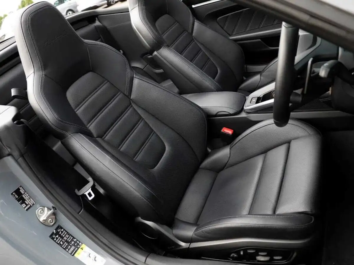 2024-porsche-911-38-turbo-s-awd-turbo-cabriolet-big-25