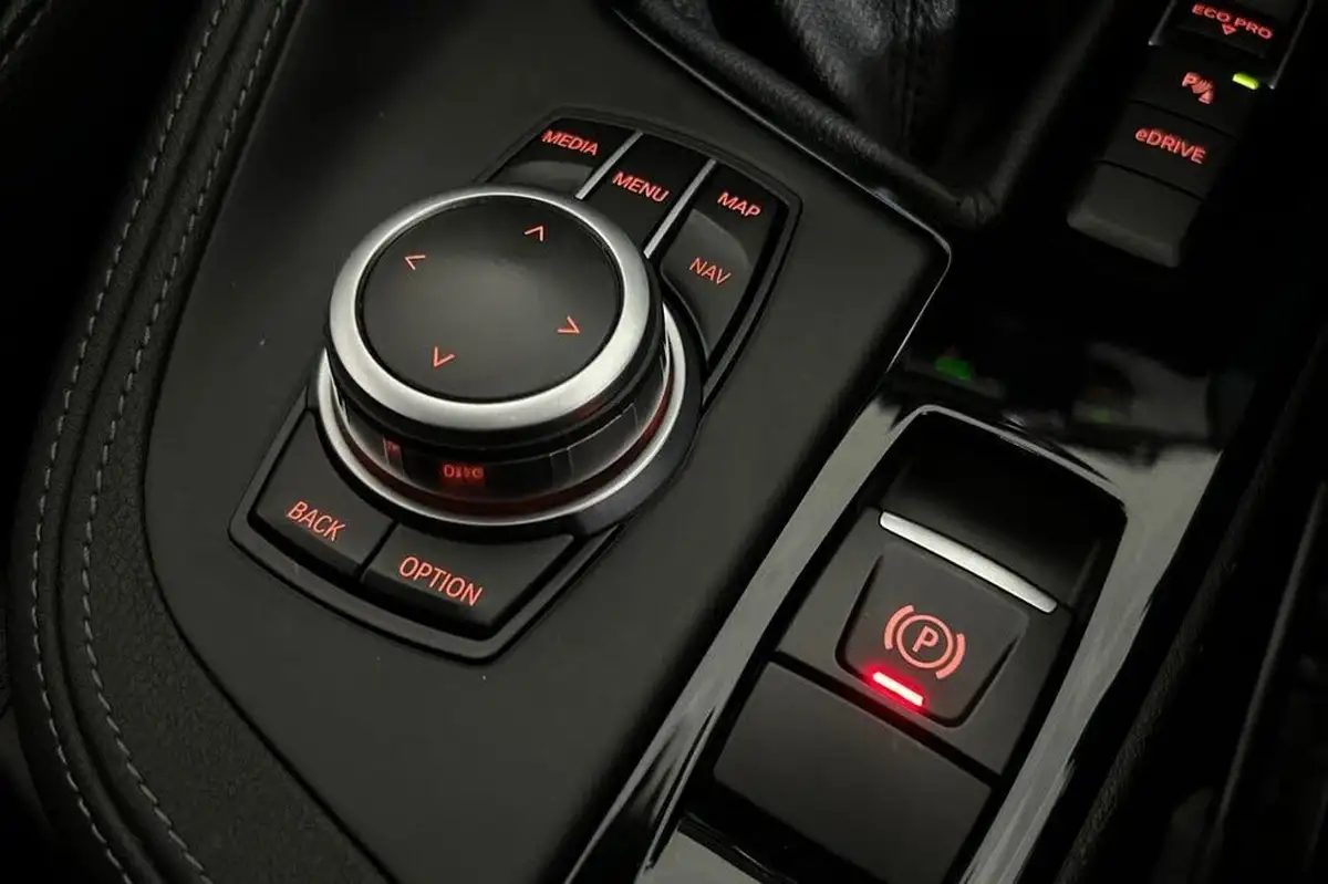 2022-bmw-x1-15-xdrive-25e-phev-m-sport-big-35