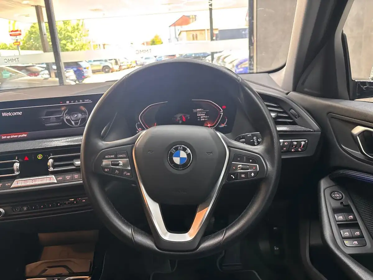2023-bmw-1-series-15-118i-sport-dct-big-20